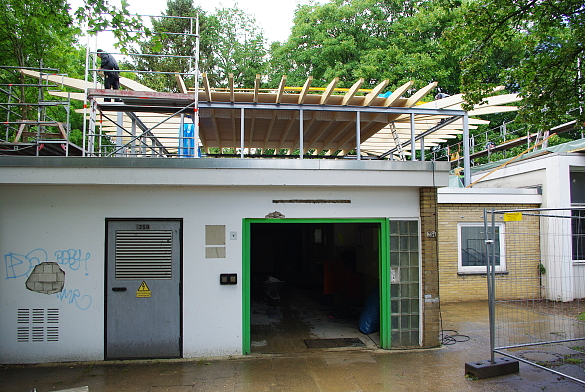 Juni 2009: Das Waschhaus verwandelt sich in einen hellen Zentralbau