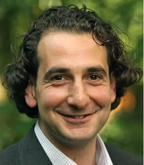 Portrait Aykut Tasan